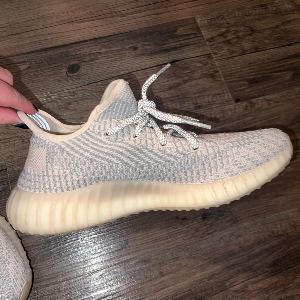 Adidas Yeezys - Picture 2 of 4